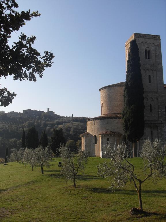 La Casa Di Alice Villa Castelnuovo dellʼAbate Exteriör bild